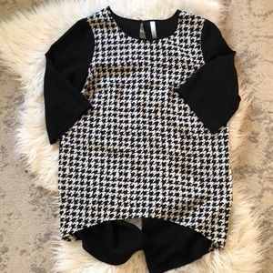 Houndstooth kensie top